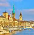 Igrejas compõem a paisagem da cidade  Foto: S.Borisov/Shutterstock