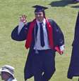 Prince Jackson se forma e recebe carinho dos irmãos  Foto: The Grosby Group