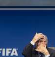 Joseph Blatter fez renúncia praticamente ao mesmo tempo em que os médicos do Brasil falavam  Foto: Della Bella / Getty Images 