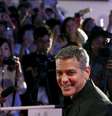 George Clooney participa de lançamento do filme "Tomorrowland" em Tóquio. 25/5/2015.  Foto: Toru Hanai / Reuters