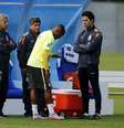 Robinho deixou o treino mais cedo na última quarta  Foto: Sergio Moraes / Reuters