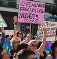 Feministas criticaram a ausência de um trio elétrico de lésbicas na Parada Gay  Foto: Vilmar Bannach / Futura Press