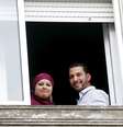 Abdul Bin Mohammed Abis Ourgy e Roma Blanco se casaram nesta sexta-feira  Foto: Andres Stapff / Reuters