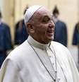 Papa Francisco antes de audiência com a presidente argentina, Cristina Kirchner, no Vaticano. 07/06/2015  Foto: Angelo Carconi / Reuters