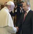 Papa e Putin expressaram a necessidade de criar no Oriente Médio "as condições necessárias para a vida de todos os componentes da sociedade, incluindo as minorias religiosas, em particular cristãs"  Foto: Alexei Nikolsky / Reuters