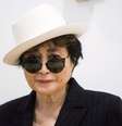 Artista Yoko Ono durante exibição em Nova York.  12/5/2015.  Foto: Lucas Jackson / Reuters