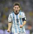 Após dois anos ligeiramente abaixo de sua média, Messi retomou a explosão e a movimentação do início da carreira  Foto: Juan Mabromata /  AFP