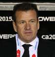 Dunga comanda a Seleção Brasileira  Foto: Claudio Santana / Getty Images 