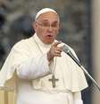 Papa Francisco discursa durante audiência na Praça São Pedro, no Vaticano. 14/06/2015  Foto: Giampiero Sposito / Reuters
