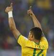 Thiago Silva comemora gol contra a Venezuela em partida da Copa América  Foto: Andres Stapff / Reuters
