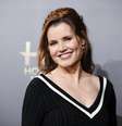 Atriz Geena Davis posa nos bastidores do Hollywood Film Awards, em Hollywood, Estados Unidos, em novembro. 14/11/2014  Foto: Danny Moloshok / Reuters