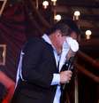 Leonardo se emociona ao falar de Cristiano Araújo em show   Foto: Alex Palarea  / AgNews