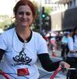 Roberta Ferrari Andrade, prima-irmã da cicloativista Márcia Andrade Prado, que morreu atropelada por um ônibus, na Paulista, em janeiro de 2009  Foto: Janaina Garcia / Terra