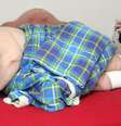 Carl Thompson, o homem mais pesado da Grã-Bretanha, morreu com 412 kg e foi preciso um guindaste para retirar o seu corpo de casa  Foto: Telegraph / Reprodução