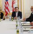 Reunião entre o secretário de Estado dos EUA, John Kerry, e o chanceler do Irã, Javad Zarif, em Viena. 30/06/2015  Foto: Carlos Barria / Reuters