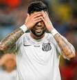 Santos tentou, chegou a empatar o jogo no RJ, mas perdeu mais uma no Brasileiro  Foto: Wagner Meier / LANCE!Press