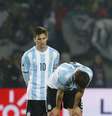Mais uma vez vice: Messi lamenta queda nos pênaltis  Foto: Gabriel Rossi / Latin Content/Getty Images