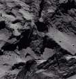 A sonda Rosetta divulgou esta imagem da superfície do cometa 67P  Foto: Twitter