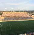 Estádio de Hamilton já recebia bom público durante aquecimento dos times  Foto: Terra