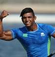 Campeão mundial de canoagem, Isaquias comemora o triunfo no Pan  Foto: Sergio Dutti / Exemplus / COB