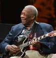 O Rei do Blues, B. B. King e a guitarra Lucille, em Nova York, em 2013  Foto: Larry Busacca / Getty Images