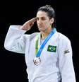 Mayra Aguiar recebeu a prata após derrota para Kayla Harrison  Foto: Eduardo Palácio / Terra