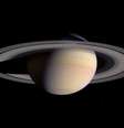 Esta fotomontagem recria uma panorâmica de Saturno e seus anéis a partir de fotos tiradas pela espaçonave Cassini em maio de 2004  Foto: NASA/ESA