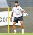 Renato deve voltar a ser titular após oito partidas de afastamento  Foto: Ricardo Saibun / Santos FC