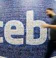 Todos os dias 936 milhões de pessoas usam o Facebook segundo dados de março de 2015 da própria companhia  Foto: Reprodução / BBC News Brasil