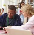 A ESPM oferece cursos como empreendedorismo, comunicação integrada e atendimento ao cliente  Foto: iStock