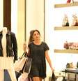 Bruna Marquezine faz compras em shopping do Rio de Janeiro   Foto: Fabio Moreno / AgNews
