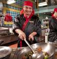Pratos típicos são destaque em restaurantes asiáticos  Foto: Carnival Cruises/Divulgação