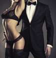 Conjuntos de lingerie com meias combinando estão entre os preferidos dos homens  Foto: iStock