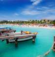 Praias de Aruba com música ao vivo serão atração em tours noturnos  Foto: Jo Ann Snover/Shutterstock