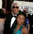 E'Dena Hines acompanhou o ator Morgan Freeman no Globo de Ouro em janeiro de 2005, em Beverly Hills, Califórnia.  Foto: Kevin Winter / Getty Images