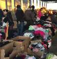 Posto improvisado concentra doações de austríacos para os refugiados que chegam via Hungria  Foto: 150907165119_sp_doacoes_refugiados_144x81_bbc_nocredit.jpg