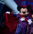 Personagens da Disney desfilam com fantasias de Halloween  Foto: Disney Cruise Line/Divulgação