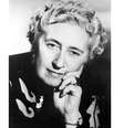 Para muitos leigos e também especialistas, Agatha Christie é a melhor escritora de romances policiais de todos os tempos  Foto: Reprodução