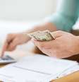 Relatório da OIT aponta que 15,5% dos pequenos negócios vêm o acesso a financiamento como um obstáculo ao seu crescimento  Foto: Syda Productions / Shutterstock