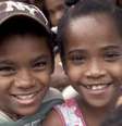 Catherine e sua prima Carla, Guevedoces da República Dominicana  Foto: BBC