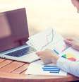 Auditoria interna tem por objetivo aprimorar processos e evitar gastos desnecessários  Foto: PathDoc / Shutterstock