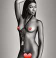 "Happy Monday!!!", diz Naomi empolgada com seu mais novo ensaio sensual  Foto: @iamnaomicampbell/instagram / Reprodução