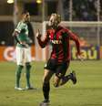 Marlone, do Sport, comemora seu gol sobre o Palmeiras.  Foto: Daniel Vorley/ Agif/Gazeta Press