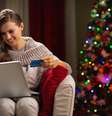 Consumidores aproveitam a Black Friday para antecipar as compras de Natal  Foto: Alliance/Shutterstock
