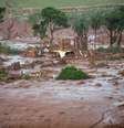 Rompimento de duas barragens da Samarco Mineração causou tragédia na região de Mariana, em Minas Gerais  Foto: EFE