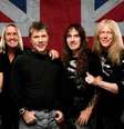 Bruce Dickinson (o único de cabelo curto) e seus colegas de Iron Maiden lançaram novo disco  Foto: Divulgação