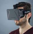 Com o Oculus Rift, o usuário interage com o jogo por meio de movimentos com a cabeça  Foto: Instagram/@oculus_rift / Reprodução