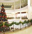 Lojistas são obrigados a conceder folga semanal para os funcionários contratados para atender a demanda de clientes no Natal  Foto: Pressmaster / Shutterstock