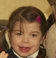 Kelly teve de pesquisar no Google para saber lidar com a filha, que não queria mais ser menino  Foto: Divulgação/BBC Brasil / BBC News Brasil