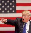 Donald Trump discursa para veteranos de guerra em evento paralelo ao debate de pré-candidatos do partido Republicano  Foto: Getty Images